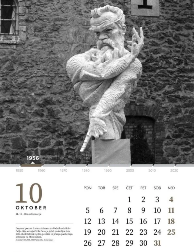 🗓️ #oktober #koledar26  #70skozi6 #zac70
👉 Doprsi portret Antona Aškerca na Vodnikovi ulici v Celju. Kip avtorja Cirila Cesarja je bil postavijen leta 1956 ob stoletnici rojstva pesnika in prvega poklicnega arhivarja na Slovenskem.
👉 SI_ZAC/1028/005_0047 Fotoka Božič Milan